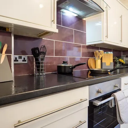 Stanley Park House - Air Host & Stay - Anfield Ливерпуль Экстерьер фото