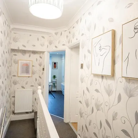 Stanley Park House - Air Host & Stay - Anfield Ливерпуль Экстерьер фото