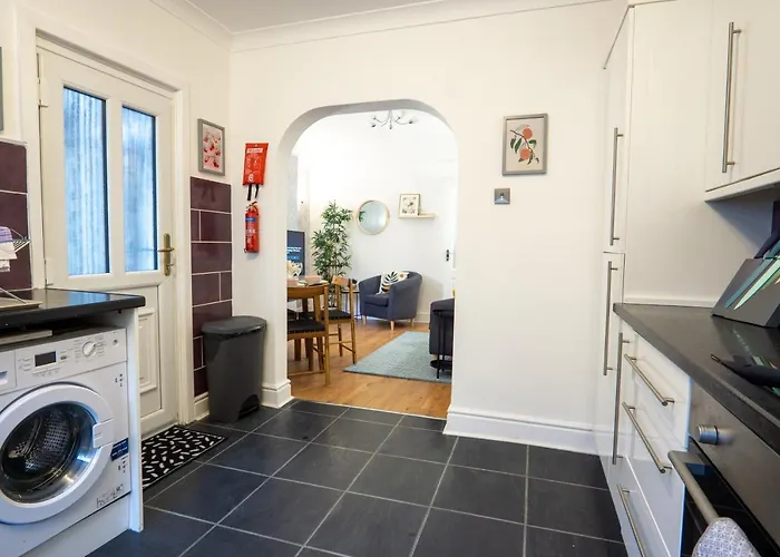 Stanley Park House - Air Host & Stay - Anfield